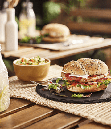 Recette Harrys le moment burger pavot et sarrasin ibérique poulet pané chorizo et tomme de brebis