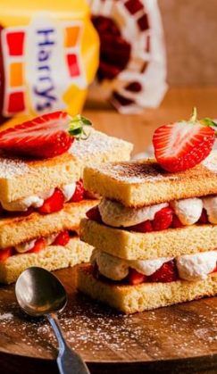 Recette Harrys Millefeuille de brioche tranchée classique à la fraise